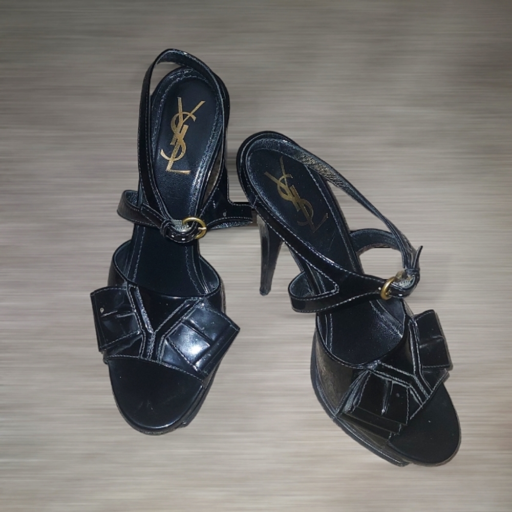 Yves Saint Laurent Tribute Now Platform Shoe Size 9